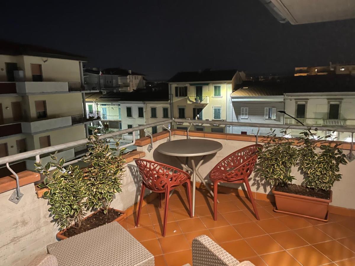 The Loft E&E Blue Sky Appartement Empoli Buitenkant foto